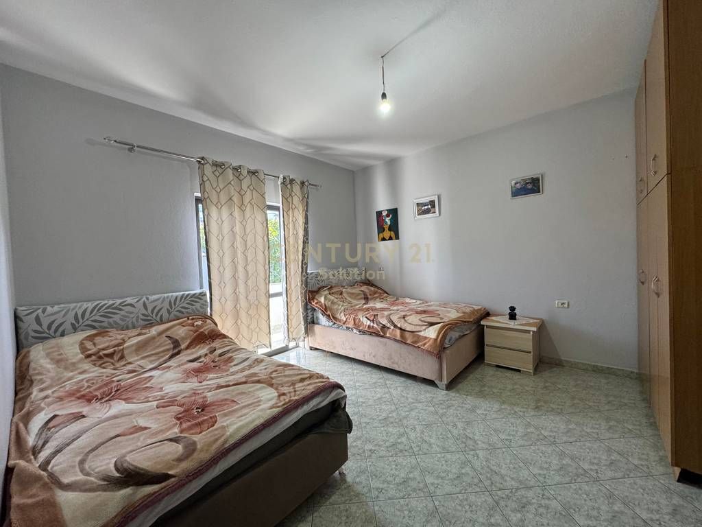 JEPET ME QIRA KAT VILE NE SELITE!  65 000 leke