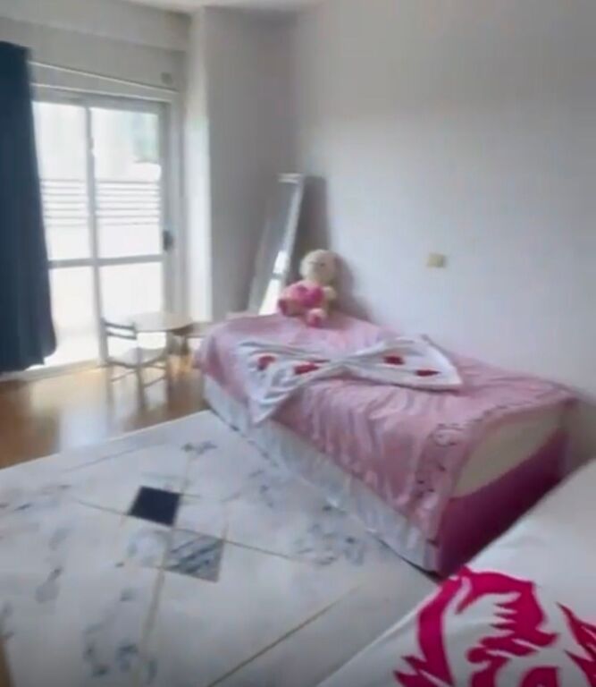 Apartament 2+1 per shitje ne Porcelan!