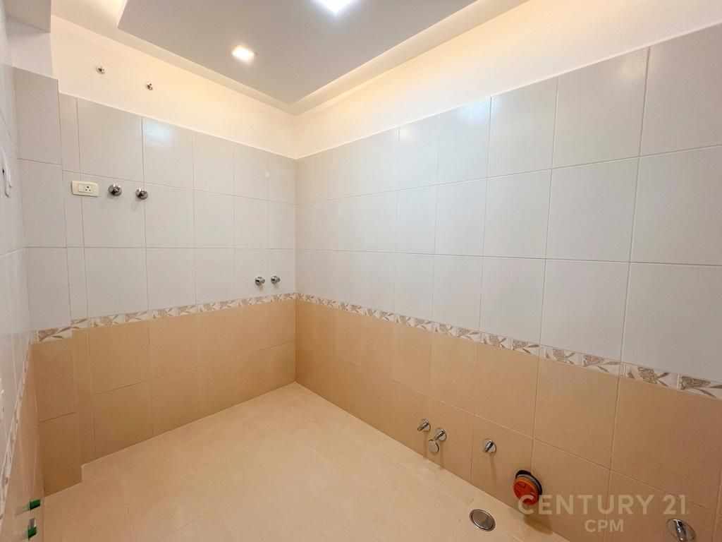 Apartament 3+1 per qira tek Rruga e Kavajes!