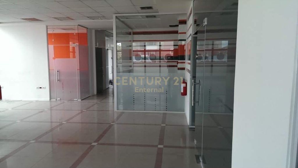 Office for sale opposite Kristal Center!