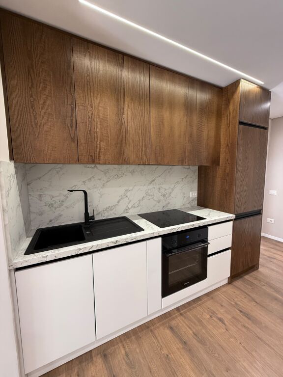 JEPET ME QIRA APARTAMENT 1+1 – SHESHI WILSON