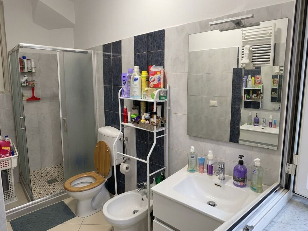 Shitet,Apartament 1+1,Liqeni i Thate,Tirane