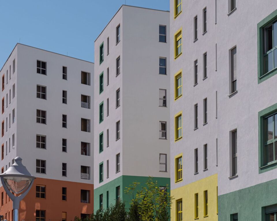 Shitet, Apartament 1+1,Kompleksi Kadiu,Tiranë