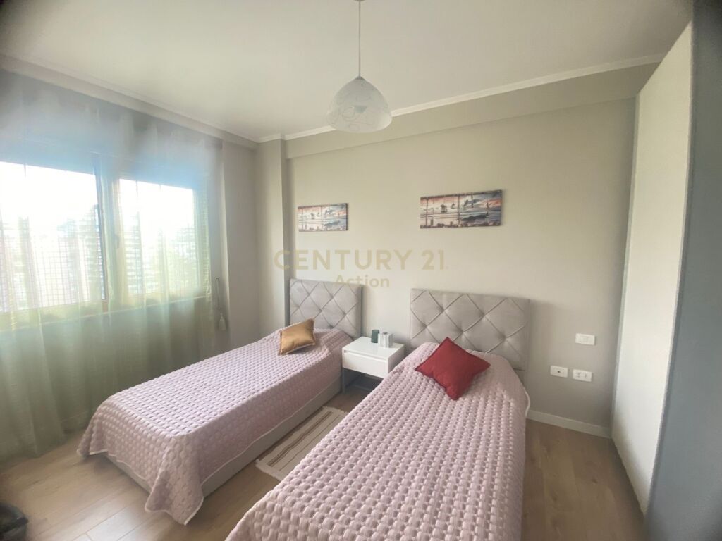 JEPET ME QIRA APARTAMENT 2+1+2 ,SKY TOWER! 1,200 € /Muaj