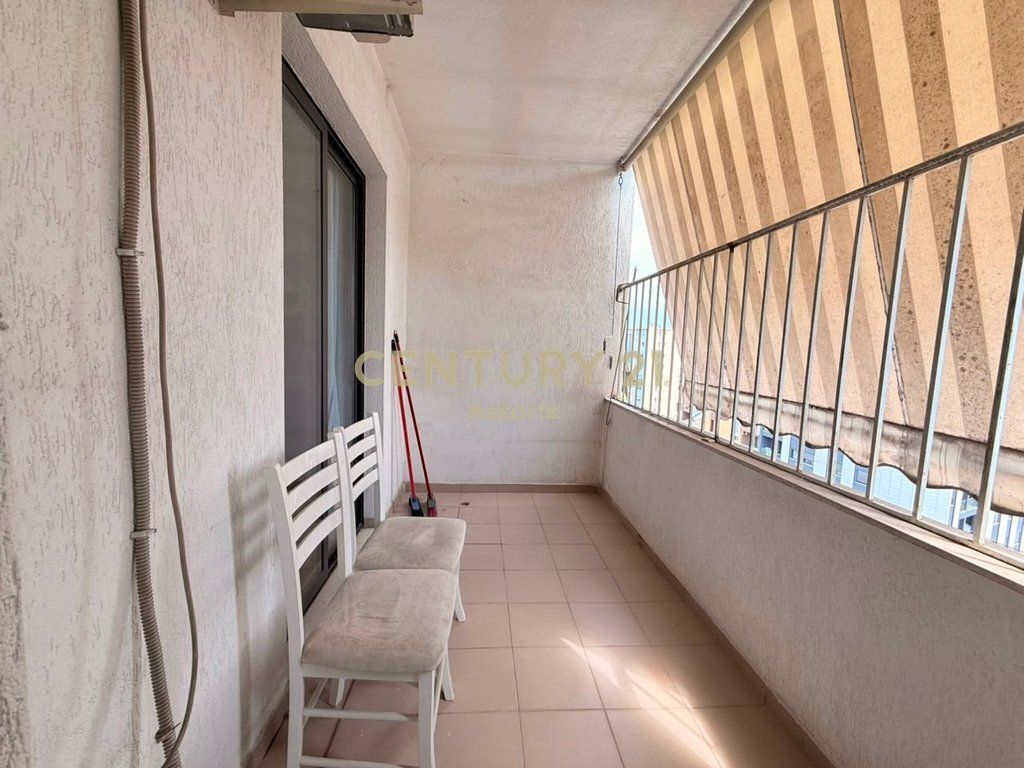 JEPET ME QIRA APARTAMENT 2+1+2 NE ASTIR, TE RRETHI