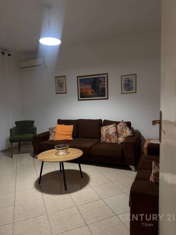 Apartament me qera 1+1 tek Mine Peza