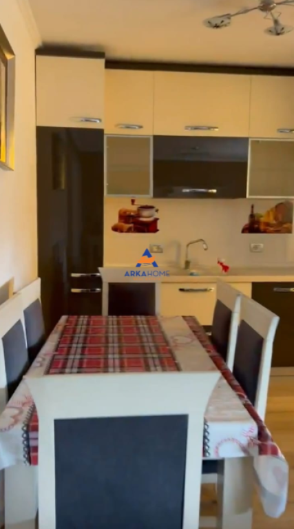 APPARTAMENTO 2+1 IN AFFITTO "CASA ITALIA" 40.000 LEKE