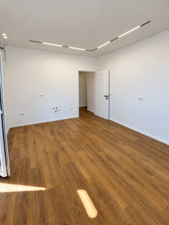 1+1 apartment for sale at 21 Dhjetori (Mozaiku)