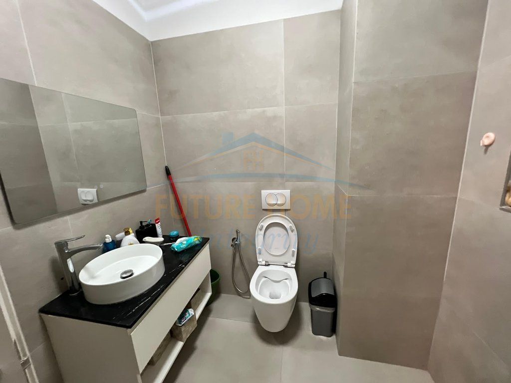 Shitet, Apartament 2+1, Shkolla e Baletit, Tiranë.