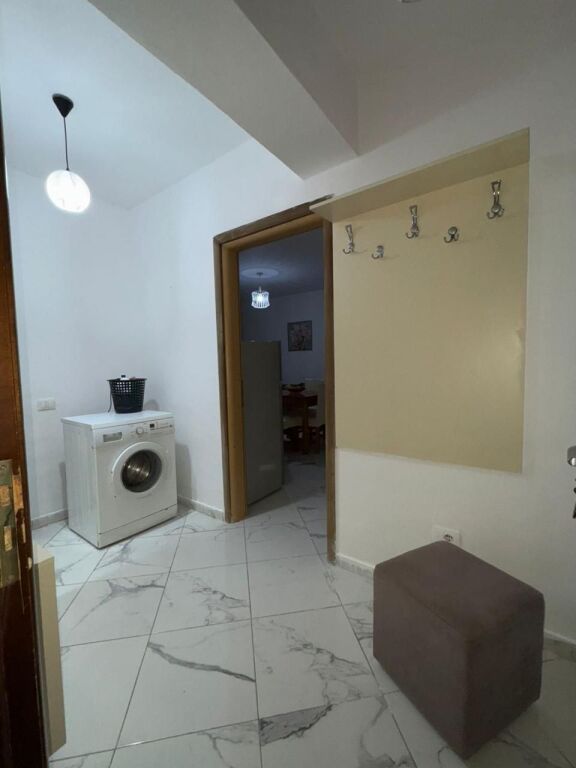 Apartament 1+1 me qera ne Laprake prane Kupoles