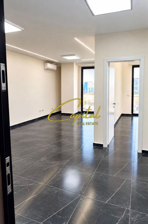 ZYRE ME QIRA 75 M2 GOLDEN TOWER RESIDENCE 600 EURO