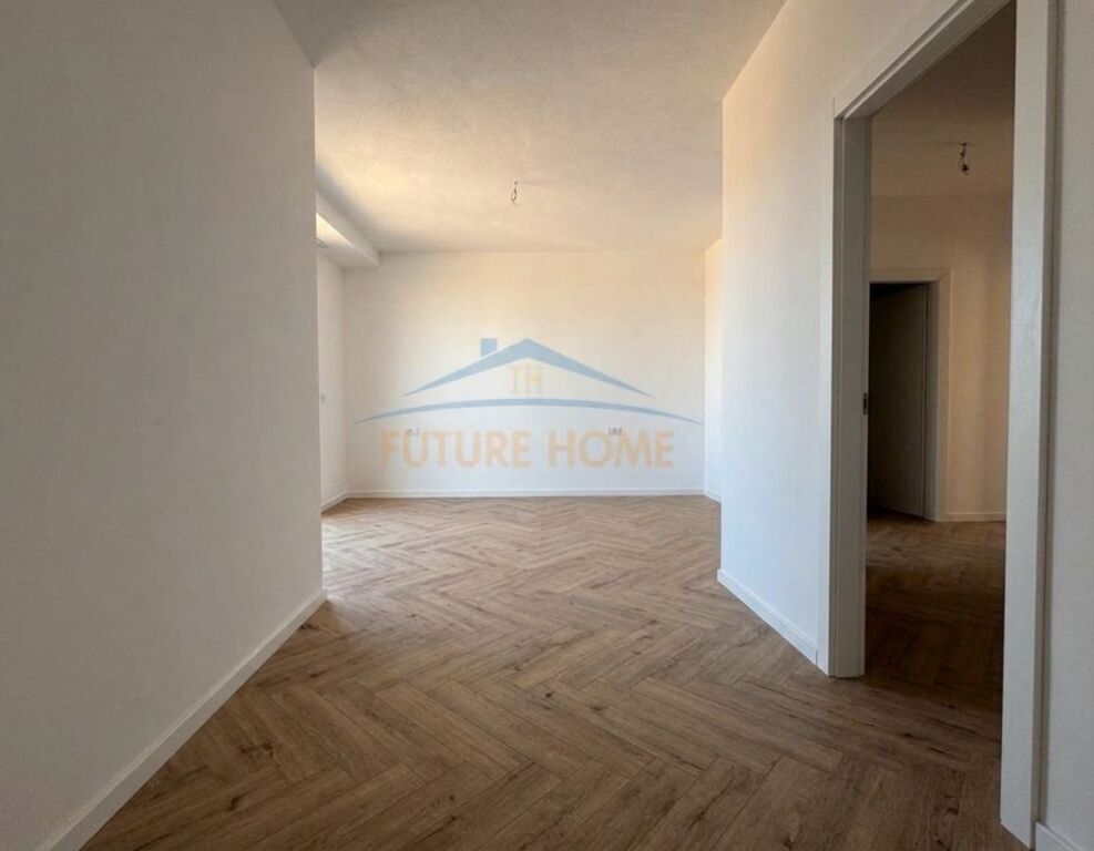 Shitet, Apartament 3+1+2 , Rruga "Mine Peza" , Tiranë!