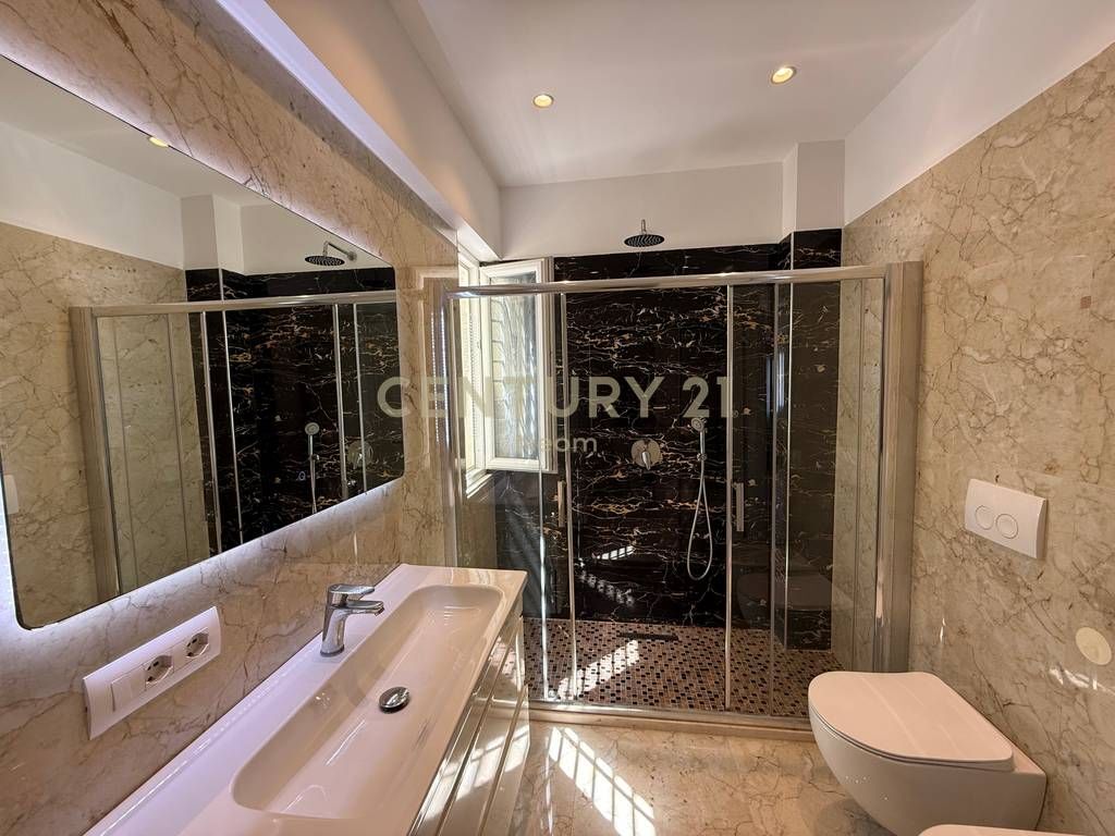 Jepet me qira apartament modern 2+1+2 Liqeni i Thatë