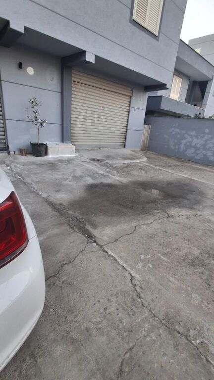 🏢 GARAGE IN AFFITTO A KËNETË!