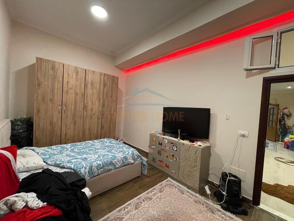 In vendita, Casa privata, Vasil Shanto, Tirana