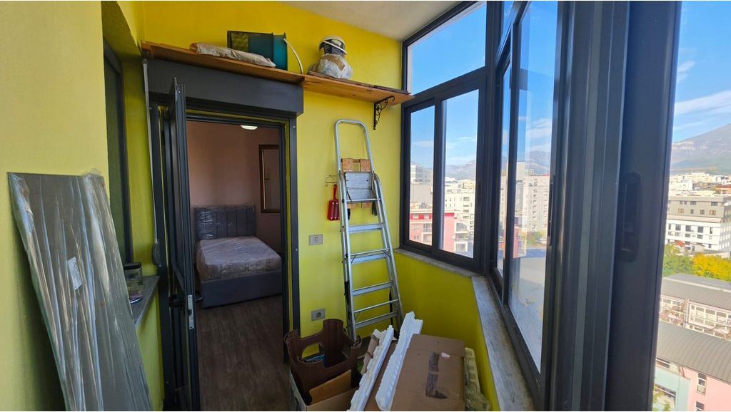 For rent, 2+1+2 apartment, Former Bus Park, Tirana.