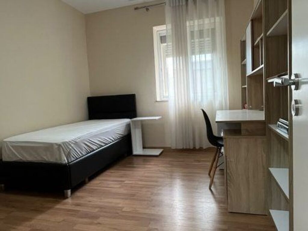 Rent, 2+1 Apartment, Durrës Street, Tirana