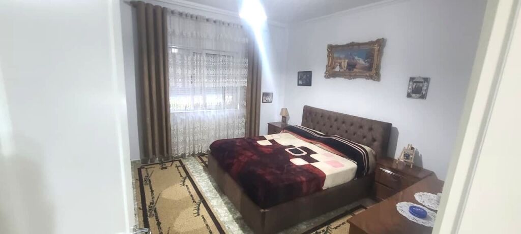 Shitet Apartament 2+1 tek Rruga Dritan Hoxha, Prane Bllokut Gintash ne Tirane