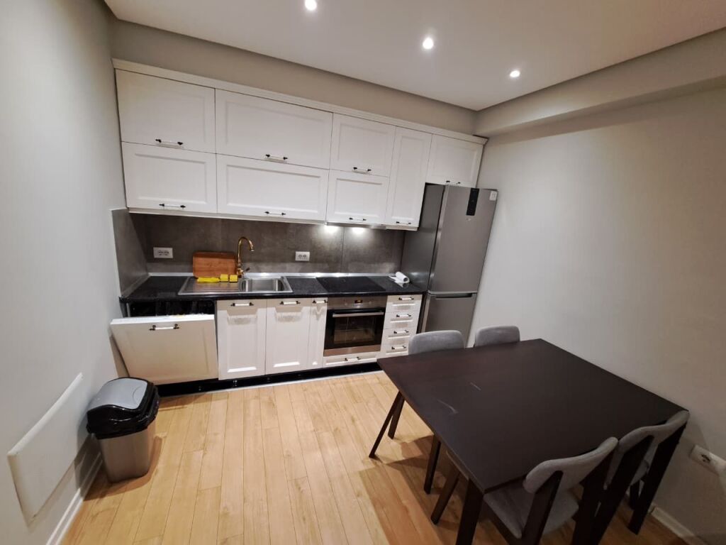 Splendido appartamento 2+1+2WC in affitto a Selvia, vicino a Villa Gold a Tirana, ID 5839