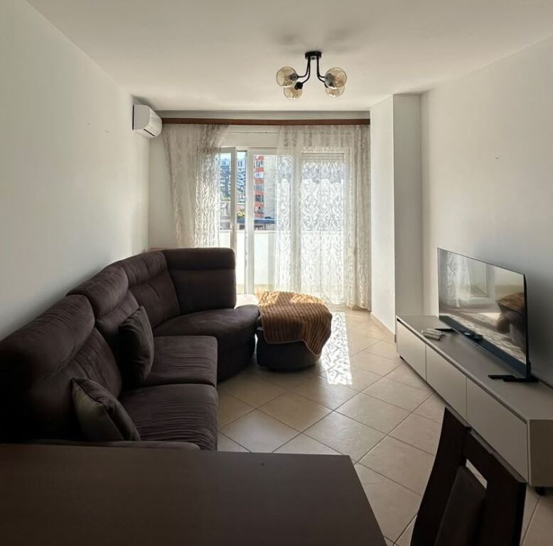🏡 JEPET ME QIRA APARTAMENT 1+1 – KOMPLEKSI KONTAKT