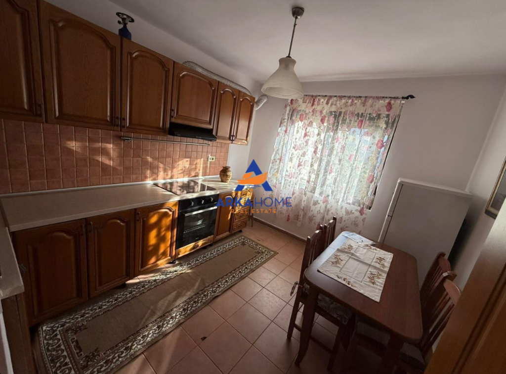 APPARTAMENTO 2+1 CON BALCONE IN AFFITTO “21 DHJETORI” 50.000 LEKE