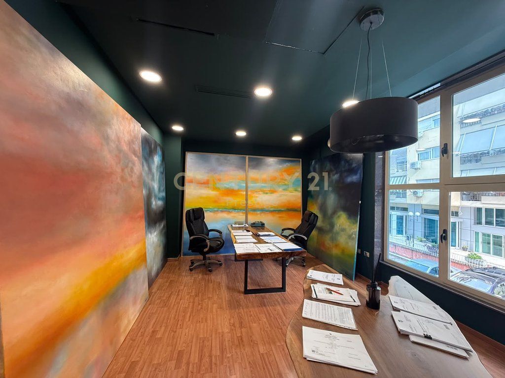 OFFICE SPACE IN A BUSINESS CENTER FOR RENT, ELBASAN STREET!