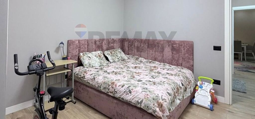 For sale 2+1+2 Paris Commune!!!! ID: 530261047-300