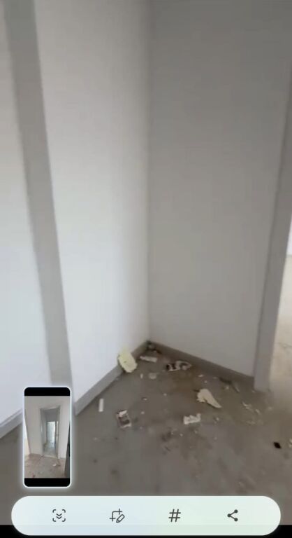 Shitet Apartament me kamze