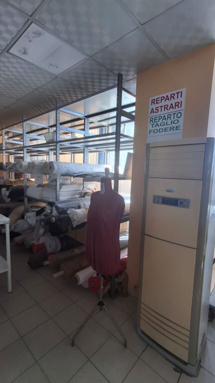 🏭 LABORATORIO DI SARTORIA ATTREZZATO IN AFFITTO – PRONTO PER LAVORARE!
