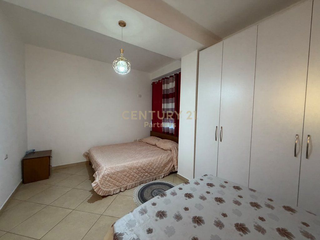 JAPIM ME QIRA APARTAMENT 2+1 NE ASTIR!