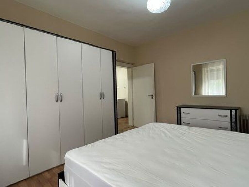 Rent, 2+1 Apartment, Durrës Street, Tirana