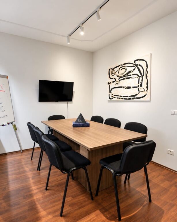 Office for rent, Myslym Shyri