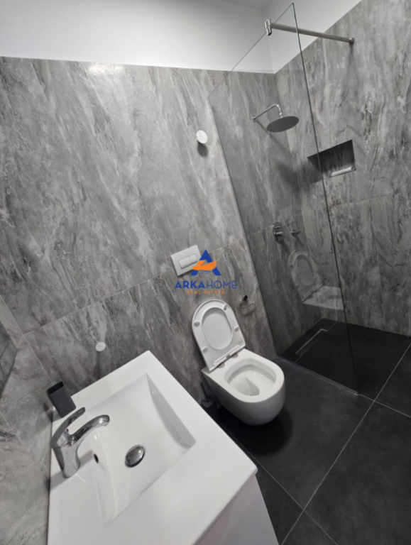 JEPET APARTAMENT ME QIRA 2+1 "REZIDENCA SOFIA, LUNDER" 170000 LEKE