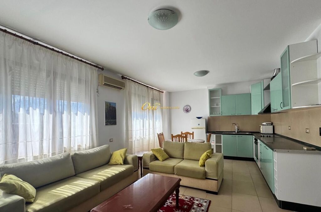 APPARTAMENTO IN AFFITTO IN VIA BOGDANEVE 2+1