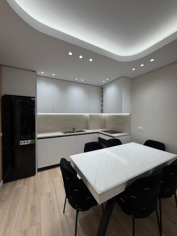 SHITET APARTAMENT 2+1+2 – ASTIR