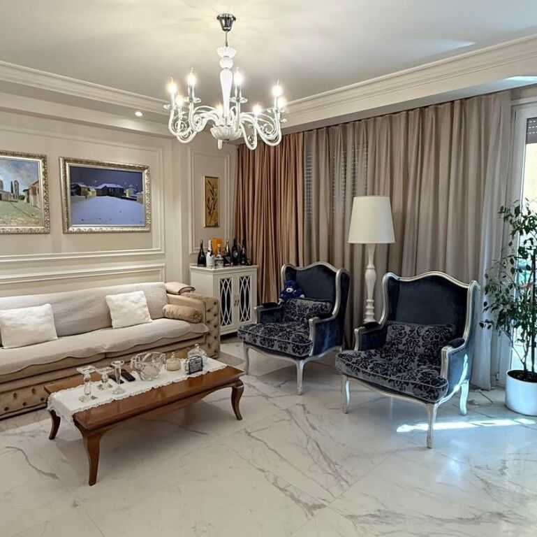 🏡 SHITET APARTAMENT 3+1+2 – PRANË RRUGËS SË KOSOVARËVE
