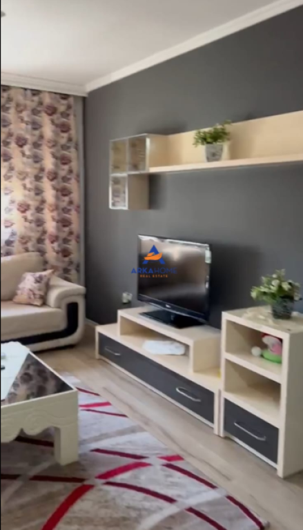 APPARTAMENTO 2+1 IN AFFITTO "CASA ITALIA" 40.000 LEKE