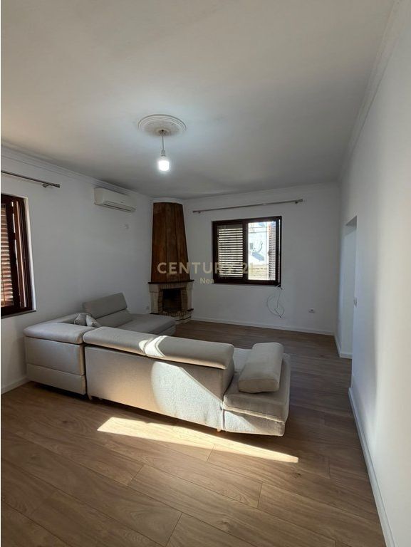SHITET APARTAMENT 1+1 plus verandë, Rruga Frosina Plaku, Tiranë – 15,000,000 LEKË