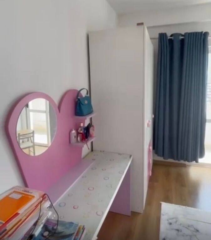 Apartament 2+1 per shitje ne Porcelan!