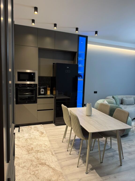 2+1 Apartment for Rent at Pharmacy 10 (ID B2202163) Tirana