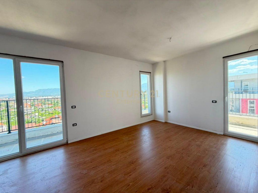 Appartamento 2+1 in vendita a Univers City! 150,000 €