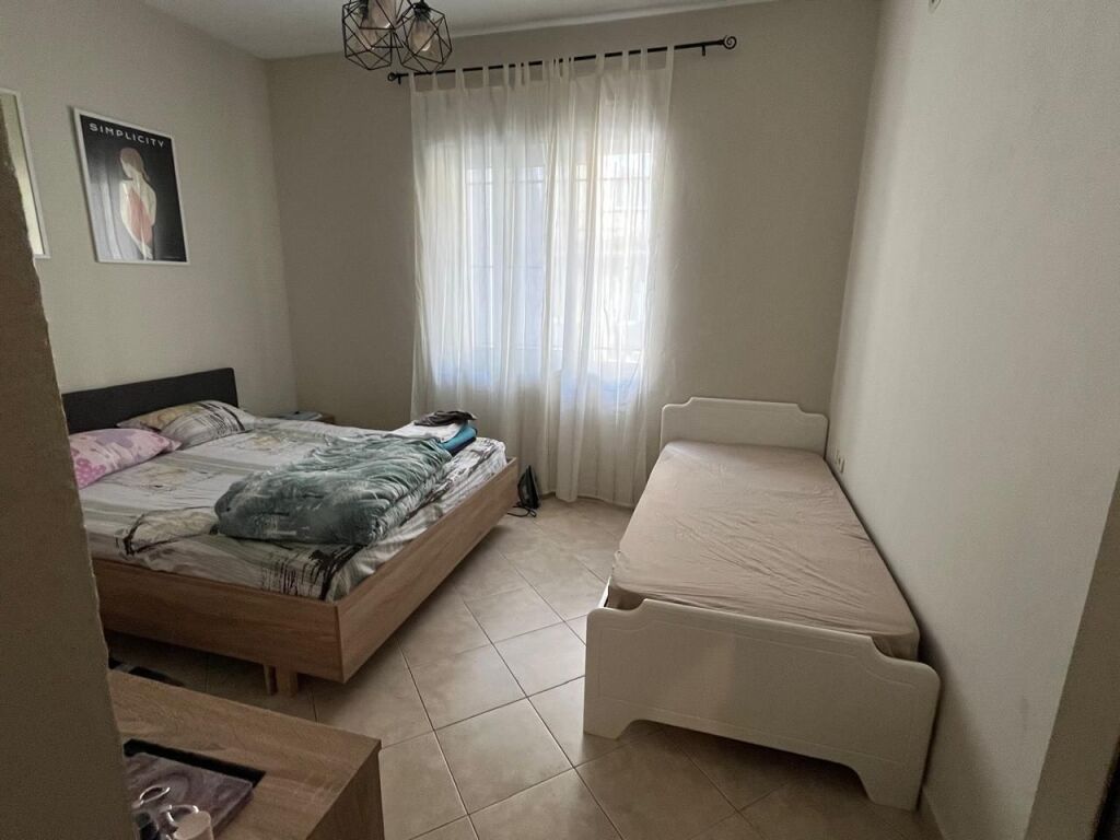 Appartamento 1+1 in affitto in via Mine Peza .