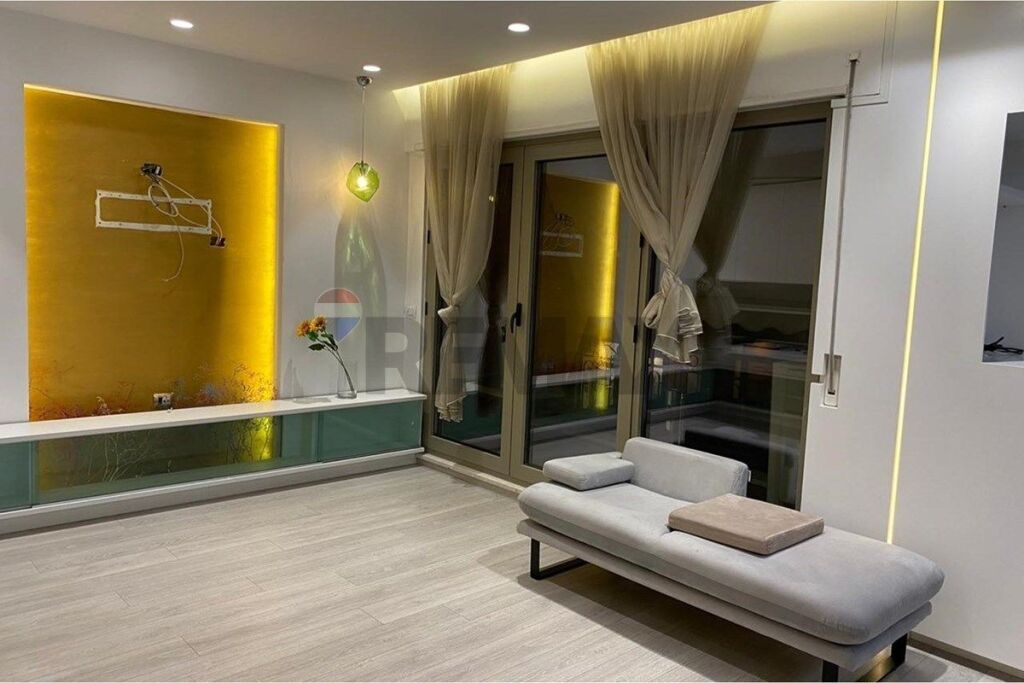 Jepet Apartament me qira per zyra tek Kompleksi Delijorgji!