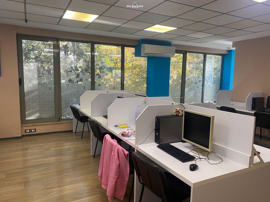 Office for Rent in the Center (ID BZ2493) Tirana.