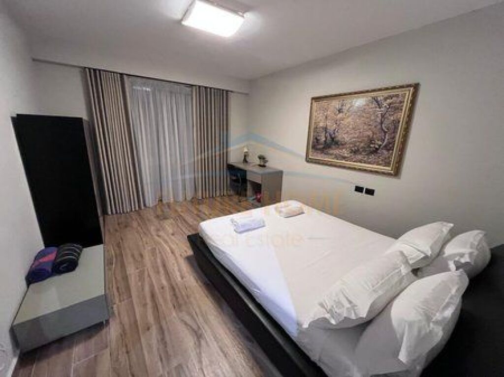 Qera, Apartament 2+1+2,White Hill, Currila, Durres