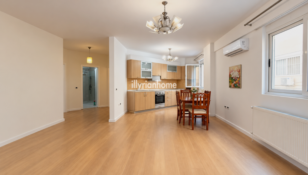 QIRA, APARTAMENT 2+1 | Pranë Fakultetit të Drejtësisë