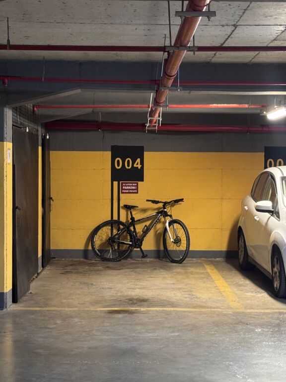 Parking space fiori di bosco