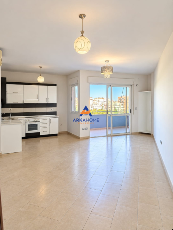 2+1 APARTMENT WITH BALCONY FOR RENT "BOTANICAL GARDEN" 60,000 LEKE