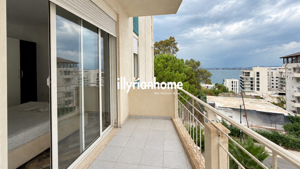 EKSKLUZIVE | JEPET ME QIRA APARTAMENT 2+1 | VLORË, PRANË UJIT TË FTOHTË -ME PAMJE NGA DETI