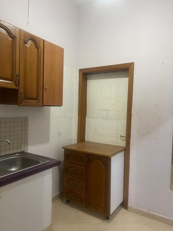 GARSONIERE 250  EURO. QYTET STUDENTI